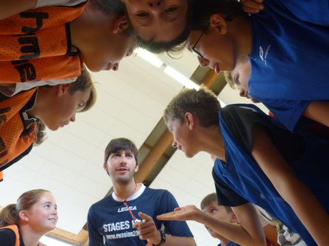 Stage Handball été, stage hand de perfectionnement, colo handball