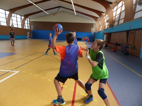 Stage Handball été, stage hand de perfectionnement, colo handball